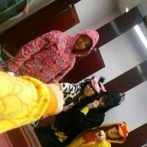 Meet your Posher, Mercedes